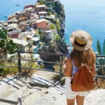 Transavia : Redéfinir le voyage à petit budget avec confort et praticité à travers l'Europe Transavia, compagnie aérienne low-cost du groupe Air France-KLM, fait sensation dans le secteur du voyage en proposant des vols abordables sans compromis sur le confort. Avec un vaste réseau de destinations en Europe, la compagnie change la perception des voyageurs sur les voyages aériens à petit budget, offrant un équilibre rafraîchissant entre prix bas et service de haute qualité.